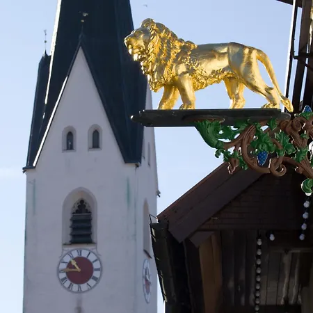 Hotel Alpin Lifestyle Loewen & Strauss 4*