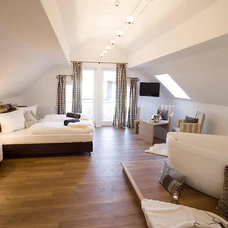 Hotel Alpin Lifestyle Loewen & Strauss